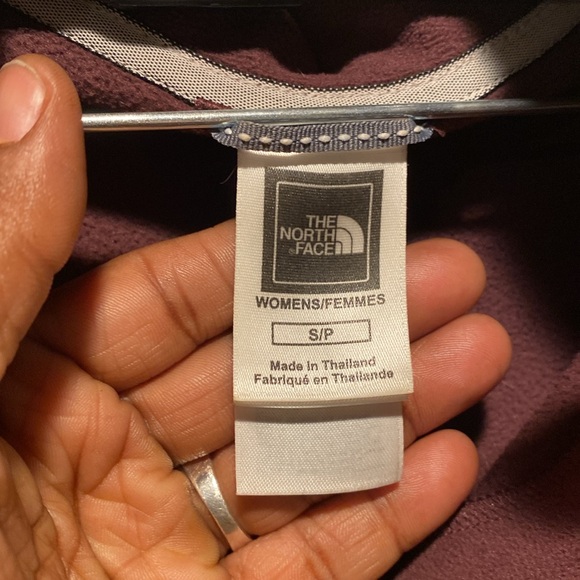 The North Face Maroon and Gray Half-Zip Pullover - Picture 7 of 10